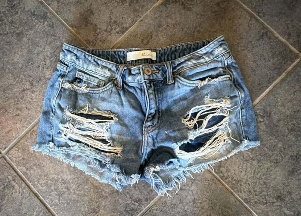 268 KanCan Distressed Cut Off Denim Shorts KC8377M Size S